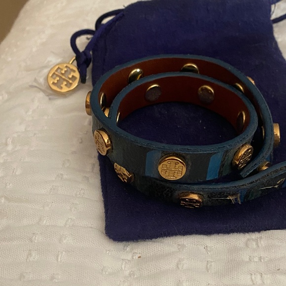 Tory Burch Teal Leather Wrap Bracelet with Gold Accents - Picture 3 of 4